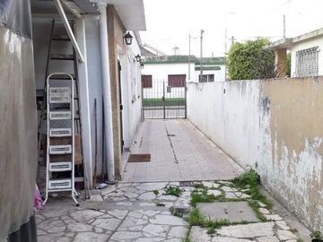 Departamento Tipo Casa en venta en Moron Norte