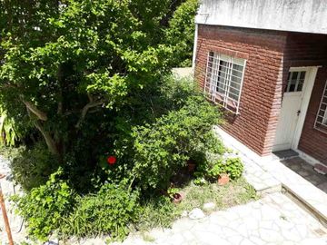 Departamento Tipo Casa en venta en Moron Norte