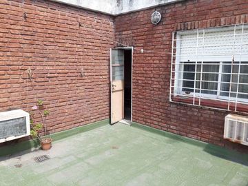 Departamento Tipo Casa en venta en Moron Norte