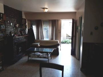 Departamento Tipo Casa en venta en Moron Norte