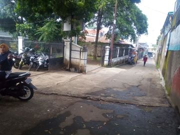 750 M2 Tanah Komersil Bonus Rumah Type 300 M2 di Samping Kolam Renang SGO, Cimahi
