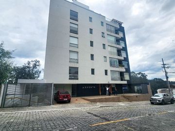 Vendo amplio departamento Sector Udla