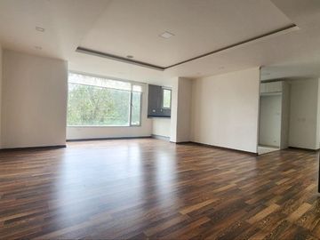Vendo amplio departamento Sector Udla