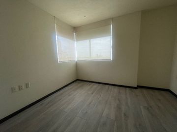 PENTHOUSE EN JARDINES DE LA MONTAÑA
