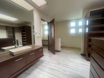 PENTHOUSE EN JARDINES DE LA MONTAÑA