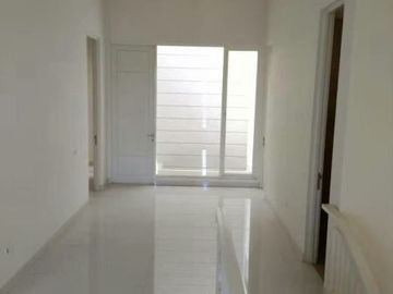 DIJUAL Rumah MINIMALIS di Wisma Permai Barat , SIAP HUNI
