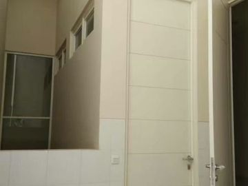 DIJUAL Rumah MINIMALIS di Wisma Permai Barat , SIAP HUNI