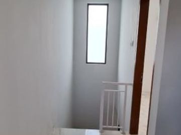 PROMO DISKON PULUHAN JUTA RUMAH CANTIK 2 LANTAI DI DENPASAR MURAH
