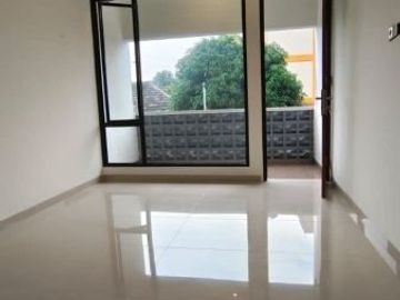 Rumah 2 Lantai Free Biaya2 di Kodau Dekat Toll Jatiwarna dan Jatibening Bekasi