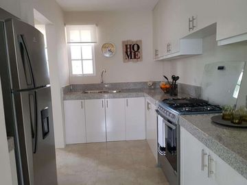 Venta de Casa Modelo Acuarela en la Urb. Casa Laguna, Samborondon, C.C.Dorado y Plaza Batan