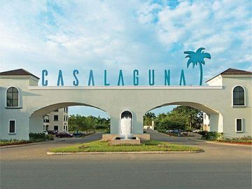 Venta de Casa Modelo Acuarela en la Urb. Casa Laguna, Samborondon, C.C.Dorado y Plaza Batan