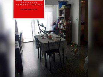 Departamento 3 ambientes contrafrente con balcón, zona Parque Patricios