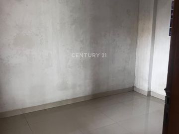Disewakan Rumah Rapi Nyaman Dan Bagus Di Duta Bumi Bekasi