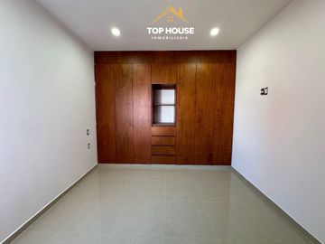 Casa en Lomas de la Rioja, Veracruz