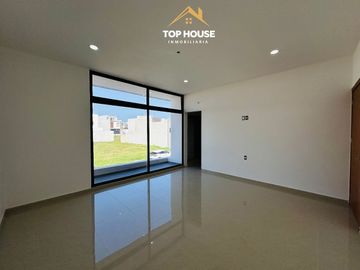 Casa en Lomas de la Rioja, Veracruz