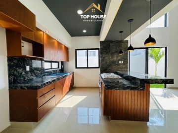 Casa en Lomas de la Rioja, Veracruz