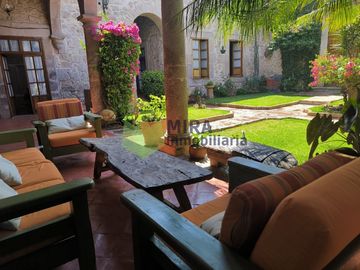 CASONA COLONIAL EN EL CENTRO DE MORELIA, CERTIFICADA COMO PATRIMONIO CULTURAL, Centro