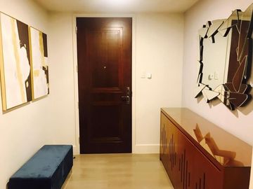Rush Condominium for Sale 3 Bedrooms: 3BR Flat Condo for Sale in Proscenium Kirov Tower Rockwell Center Makati