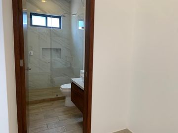 Casa en Fraccionamiento en Vista Hermosa, Cuernavaca, Morelos CAEN-992-Fr