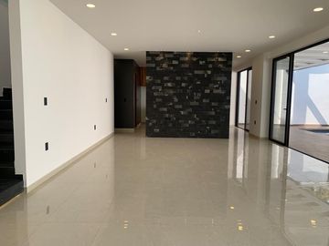 Casa en Fraccionamiento en Vista Hermosa, Cuernavaca, Morelos CAEN-992-Fr