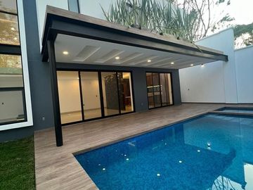 Casa en Fraccionamiento en Vista Hermosa, Cuernavaca, Morelos CAEN-992-Fr
