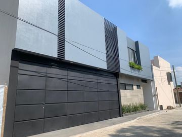Casa en Fraccionamiento en Vista Hermosa, Cuernavaca, Morelos CAEN-992-Fr