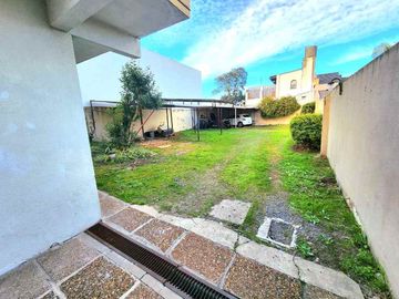 Casa PH en venta en Ituzaingo Norte