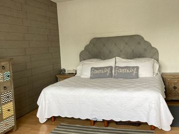 ¡EXCELENTE CASA EN MAGISTERIAL VISTABELLA¡