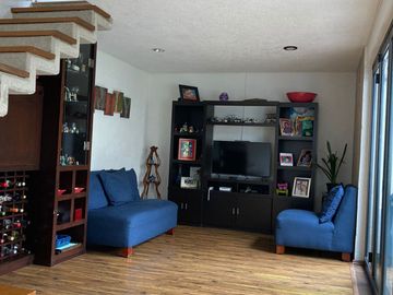 ¡EXCELENTE CASA EN MAGISTERIAL VISTABELLA¡
