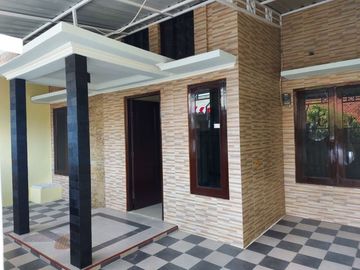 Rumah Disewakan Rungkut Barata Surabaya KT