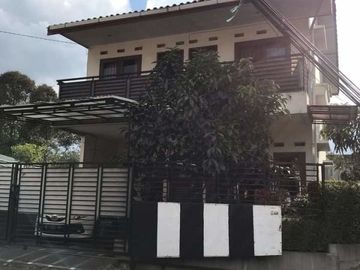Rumah bagus lembang bandung barat