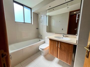 Departamento en venta de 2 dorm. en Talca Sector oriente