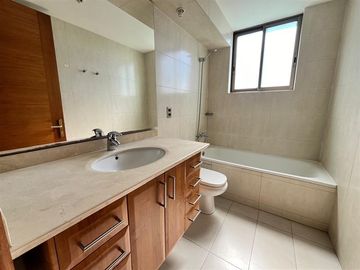 Departamento en venta de 2 dorm. en Talca Sector oriente