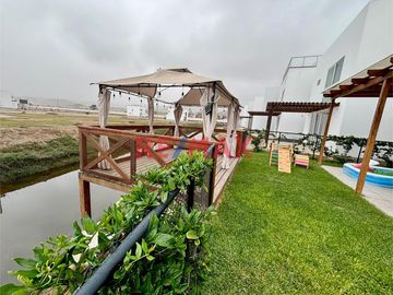 📍 A solo 90 minutos de Lima y a 15 minutos del Boulevard de Asia
¿Buscas un refugio frente al mar que combine comodidad, naturaleza y diversión para