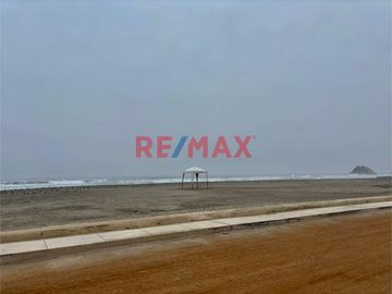 📍 A solo 90 minutos de Lima y a 15 minutos del Boulevard de Asia
¿Buscas un refugio frente al mar que combine comodidad, naturaleza y diversión para