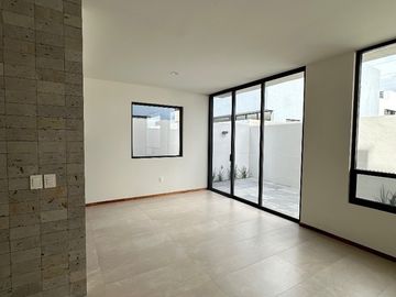 Linda casa en Parques Vallarta dentro de coto