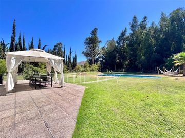 Casa en Venta en Condominio Los Almendros Norte - Calera de Tango