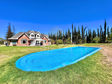 Casa en Venta en Condominio Los Almendros Norte - Calera de Tango