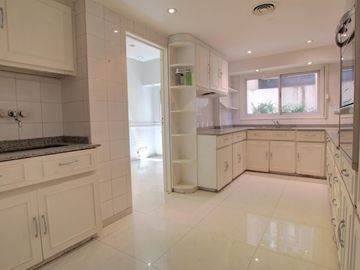 Suipacha esq. Juncal - 3/4 Dor o Escr - Coch - Súper Lum - Venta o Alquiler