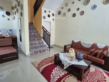 Di Jual Rumah Bagus 2 Lantai Di Kayu Manis Matraman