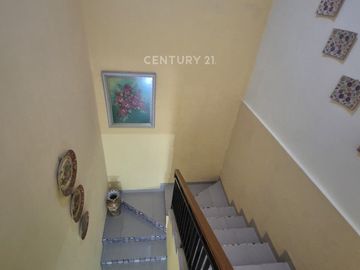Di Jual Rumah Bagus 2 Lantai Di Kayu Manis Matraman