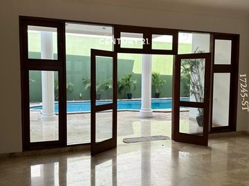 Dijual Rumah Posisi Hook  Siap Huni Di Permata Hijau