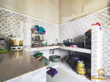 RUMAH MEWAH 3 LANTAI DI JIMBARAN VIEW PATUNG GWK DEKAT UNUD