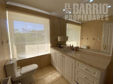 Casa en Venta en Chicureo / Piedra Roja