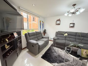 casa en venta en villas de alcalá. Cod V2111