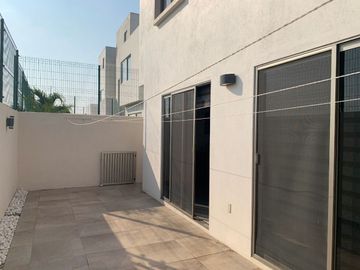 Casa en VENTA muy bonita FRACC lomas residencial en la Riviera Veracruzana