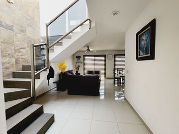 Casa en VENTA muy bonita FRACC lomas residencial en la Riviera Veracruzana