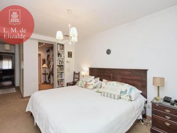 Julian Navarro y Hudson - Casa en Venta c/jardin y pileta - Beccar