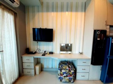SEWA Apartemen Capitol Park Residence Salemba mingguan/bulanan STUDIO Furnish tinggal bawa koper Hook dekat lift