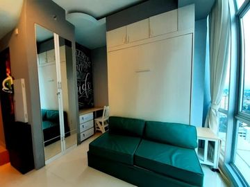SEWA Apartemen Capitol Park Residence Salemba mingguan/bulanan STUDIO Furnish tinggal bawa koper Hook dekat lift